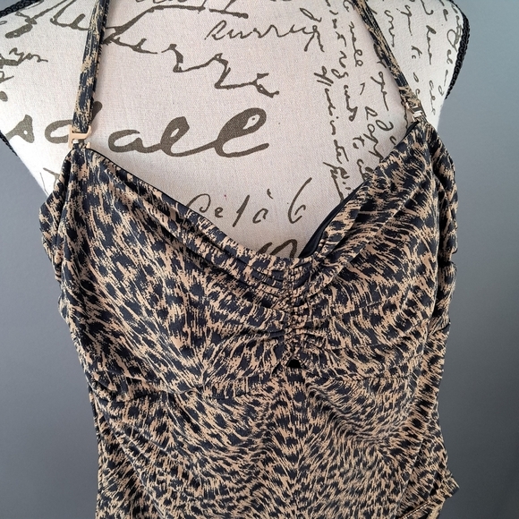 Michael Kors Women Cheetah Print One Piece Halter Top/Strapless Swimsuit Size 10 - Picture 3 of 8
